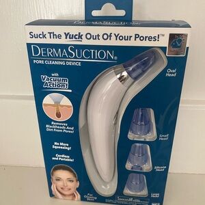 DermaSuction Pore Cleaning Device